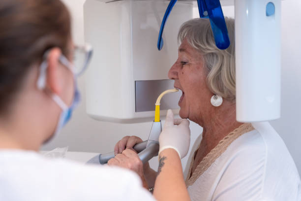 Best Weekend Emergency Dental Services in Maxwell, CA